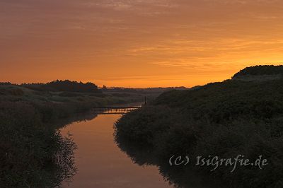 IMG_4436-01.jpg - Sonnenaufgang an der Henne Mølle Å